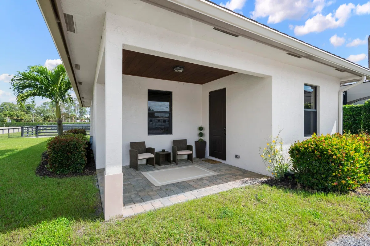 Residence photo 28