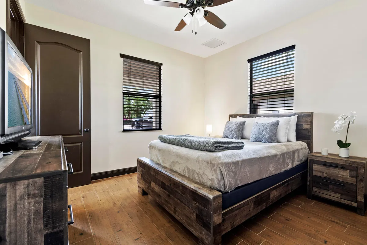 Residence photo 34