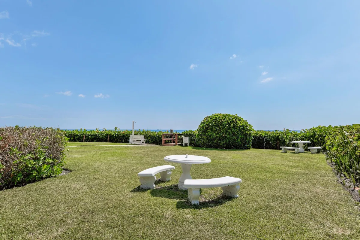 Singer Island Unit 1-304 photo 25