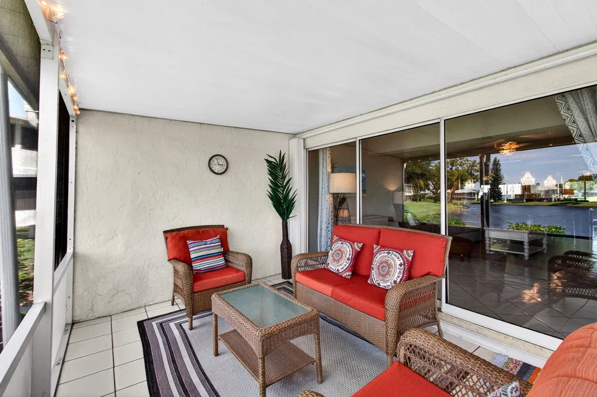 Unit 103 photo 19
