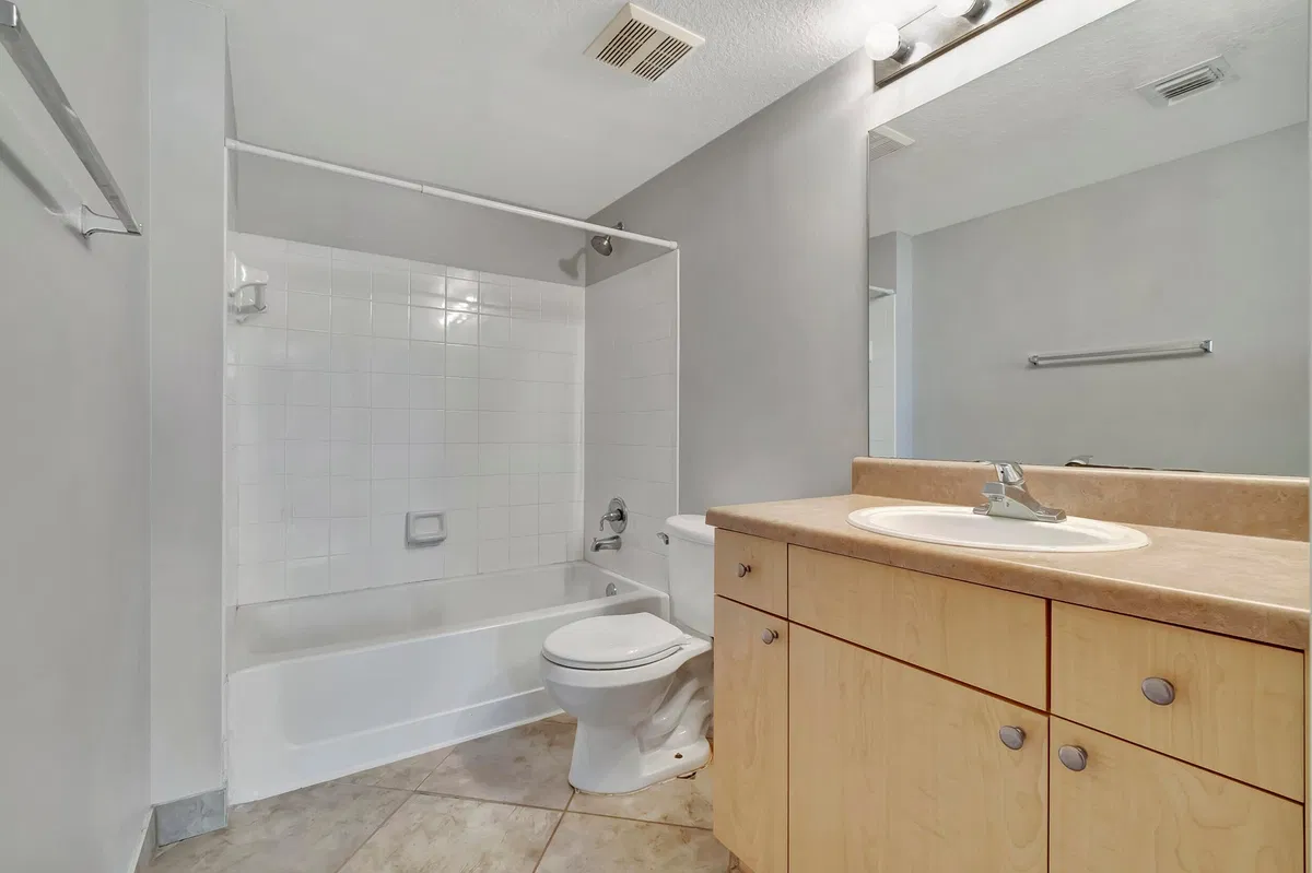  Unit 116 photo 22