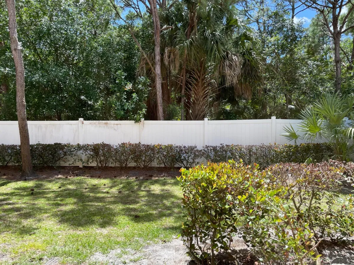 Residence photo 10