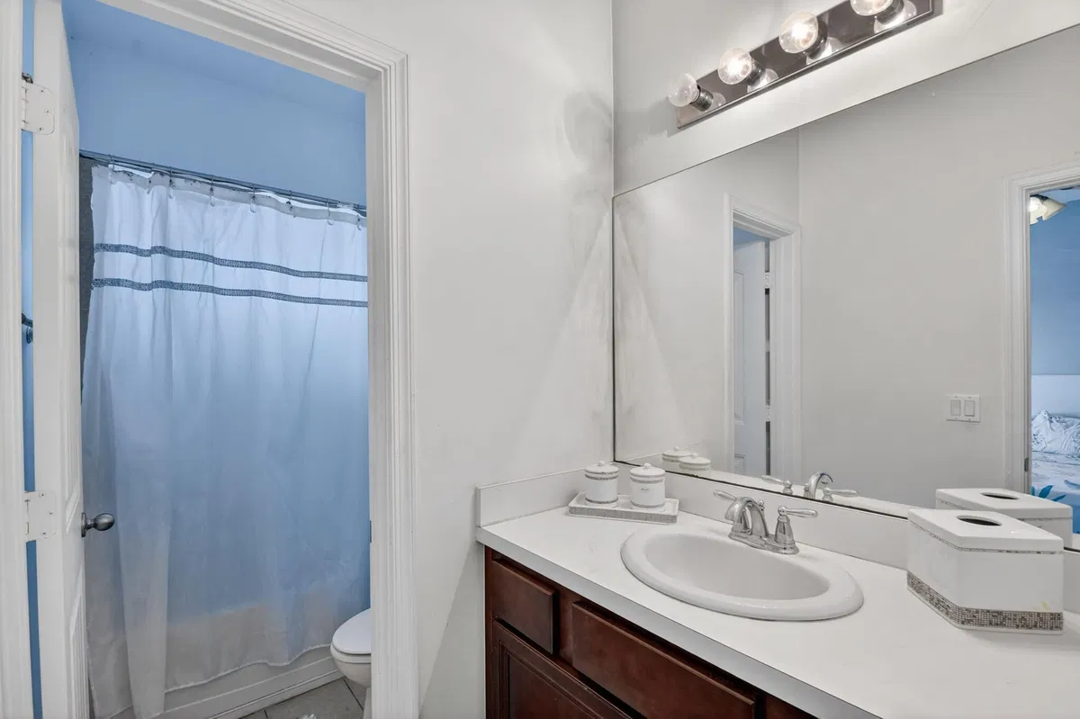 Residence photo 19