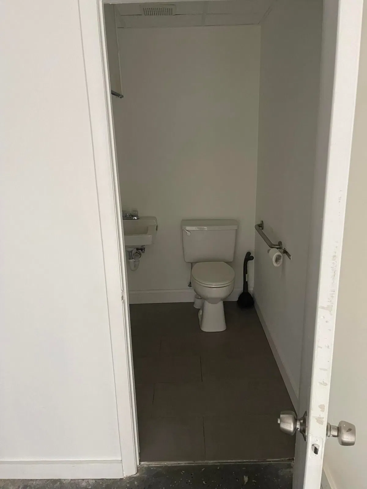 Unit 2 photo 4