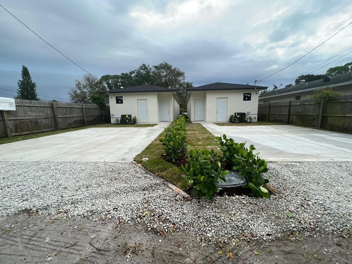 Residence photo 28
