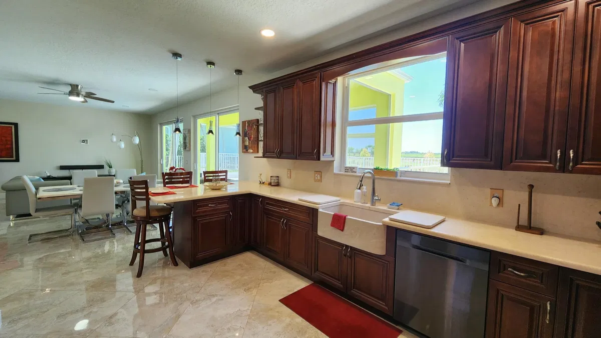  Residence photo 13