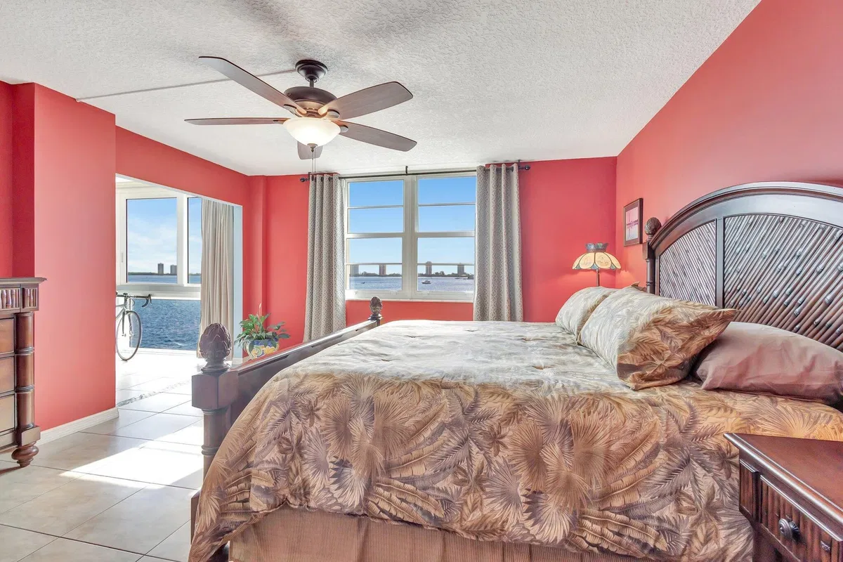  Unit 503 photo 19