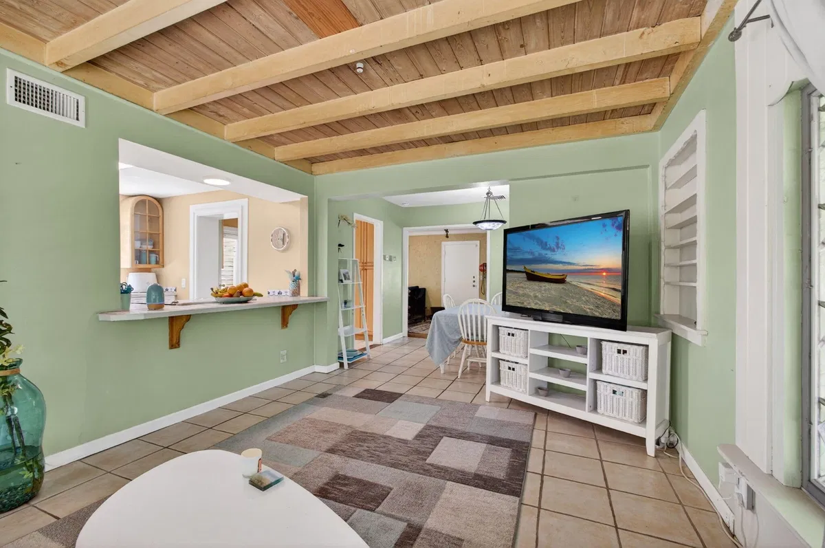West Palm Beach Residence photo 19