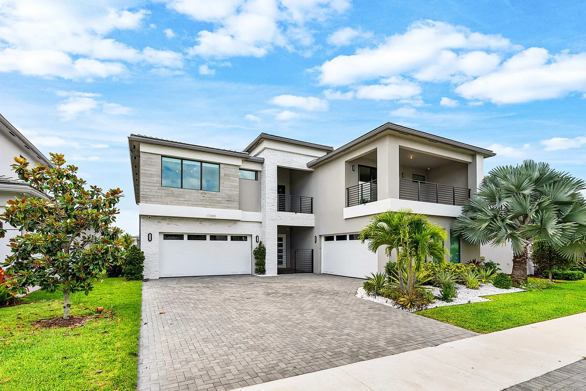 Lotus Palm Boca Raton Residence