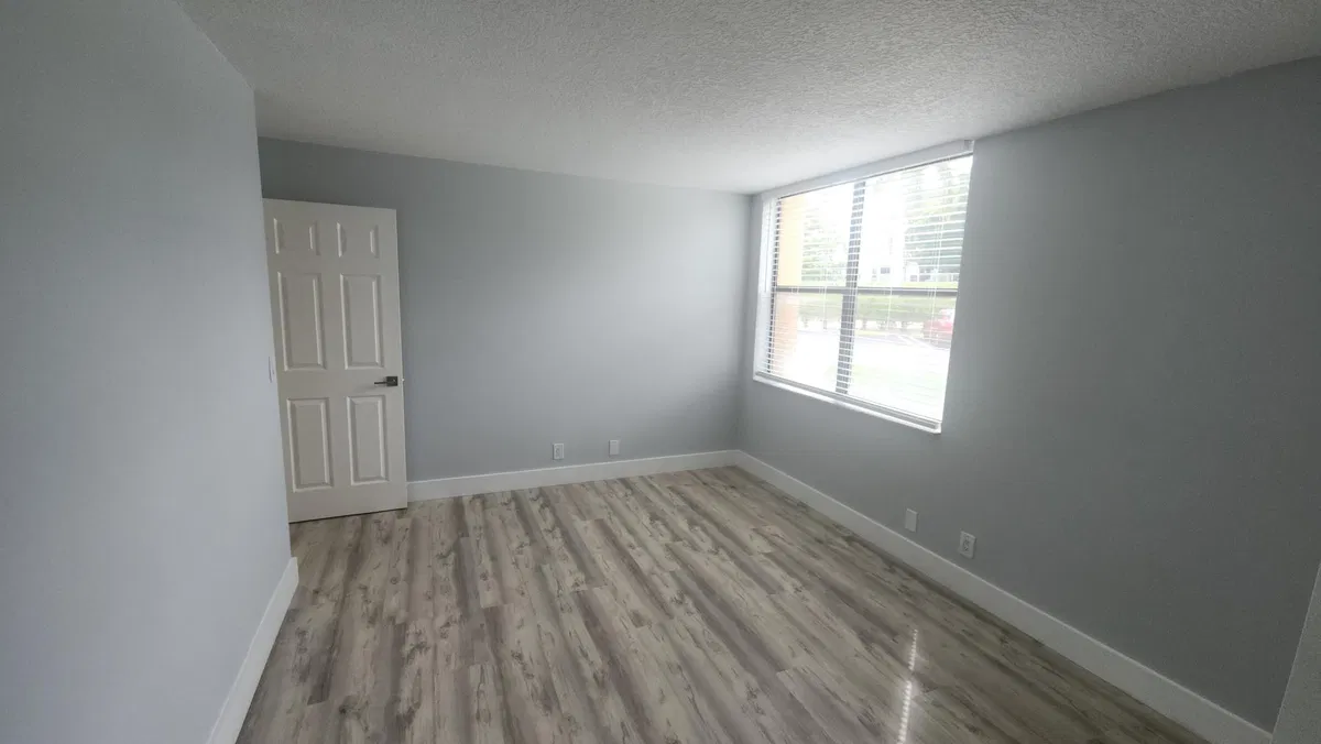  Unit 4111 photo 19