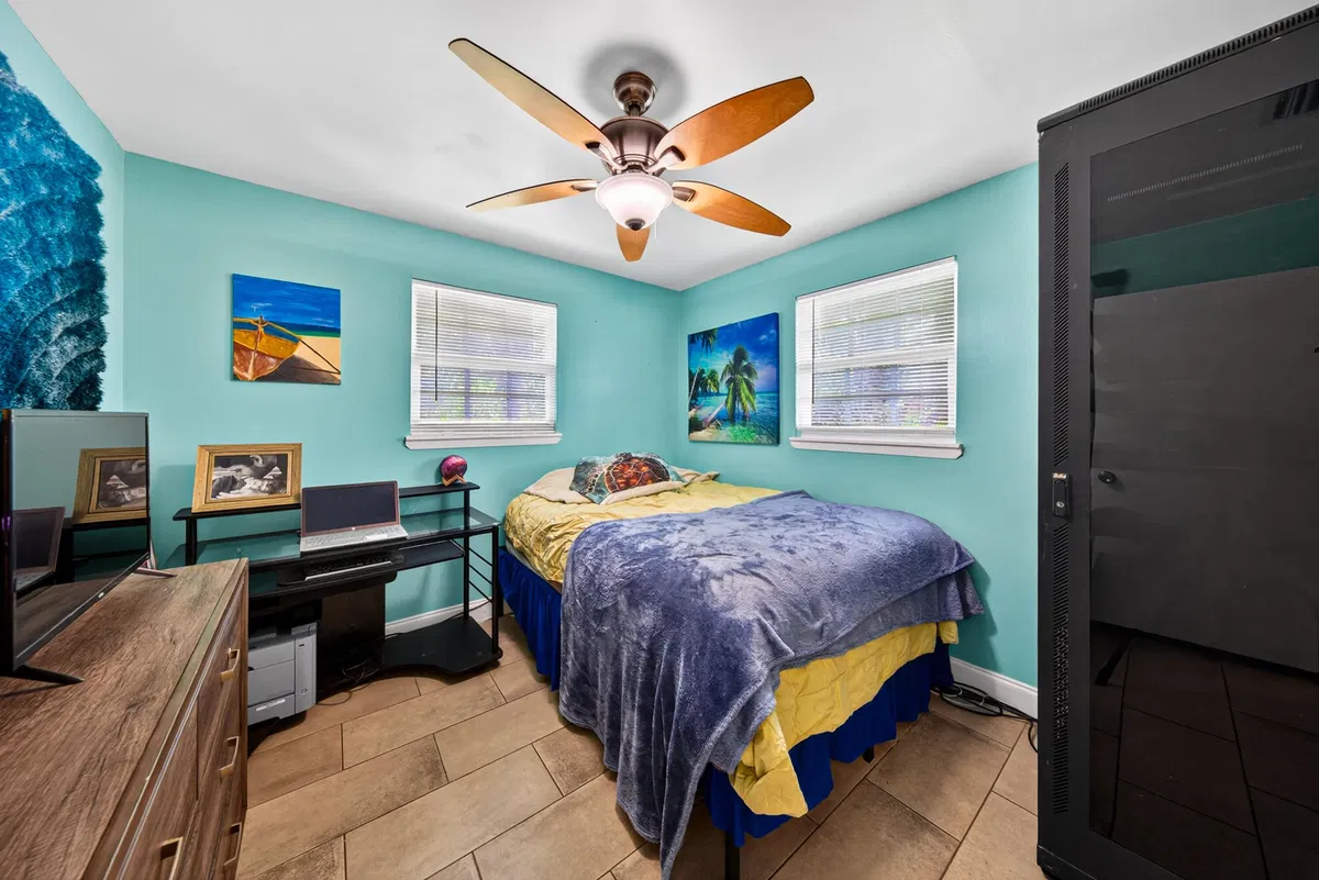 Residence photo 28