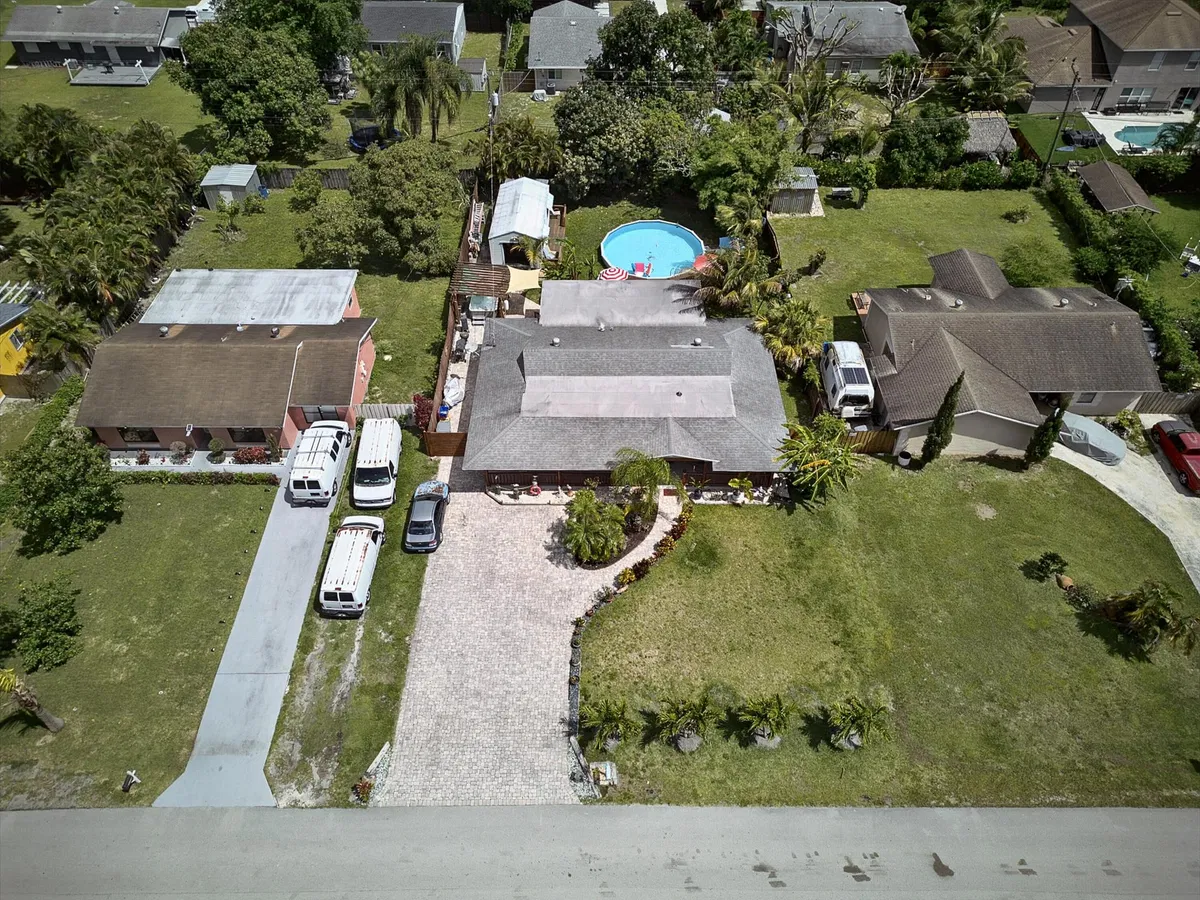 Residence photo 46