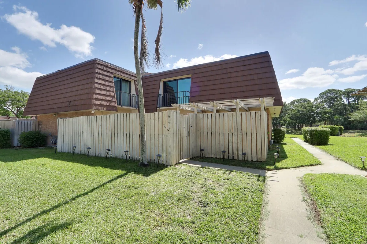  Residence photo 28