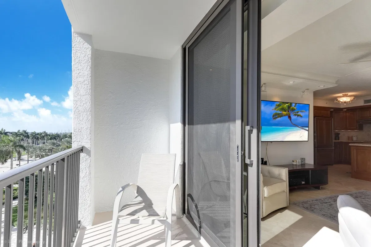The Tower Condominium at Cityplace Unit 509 photo 10