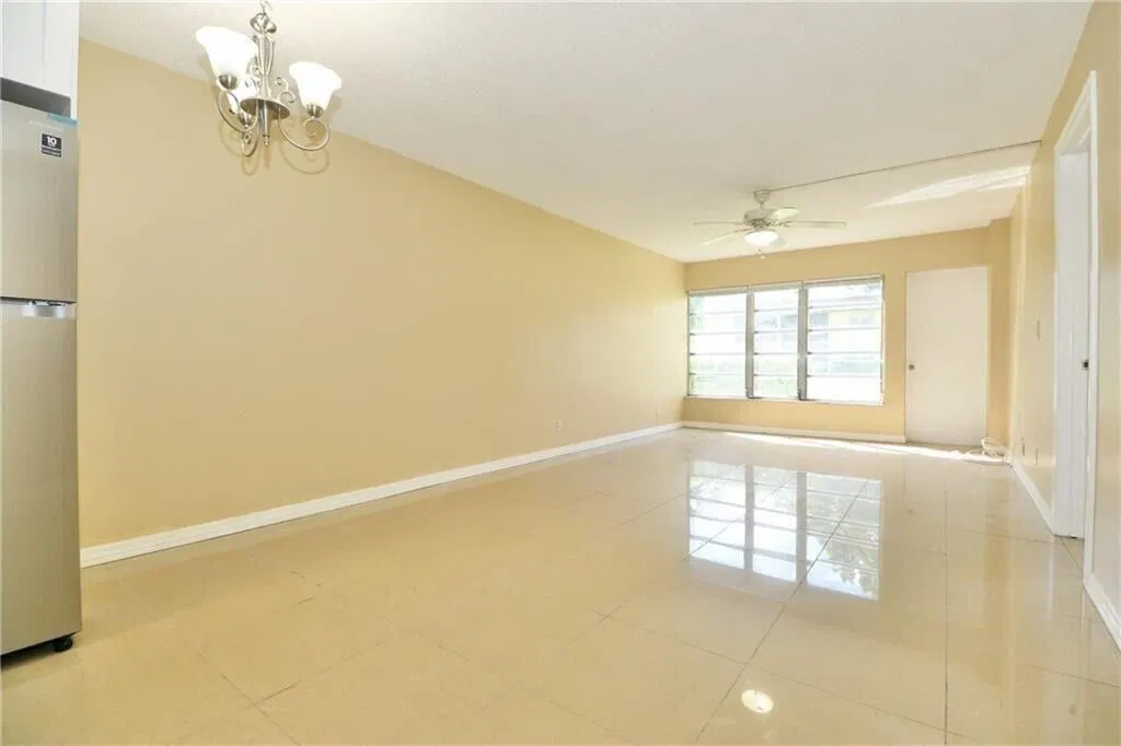 Unit 408 photo 19