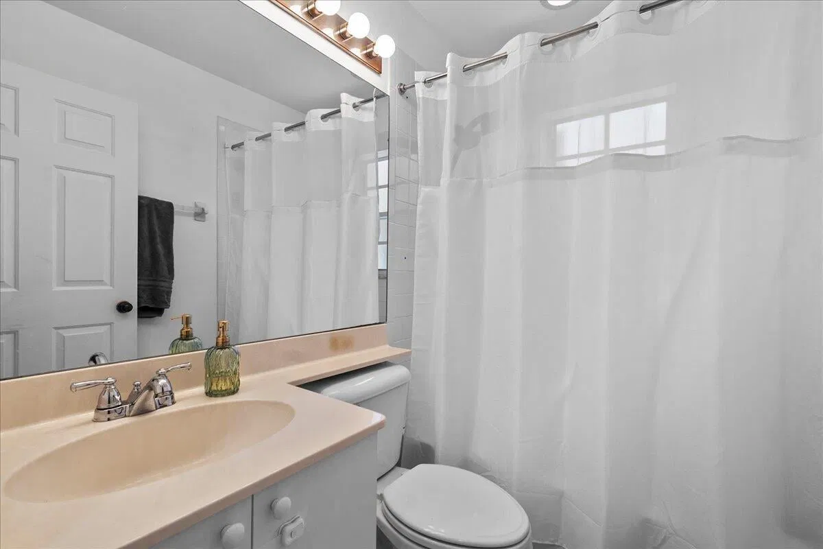  Residence photo 16