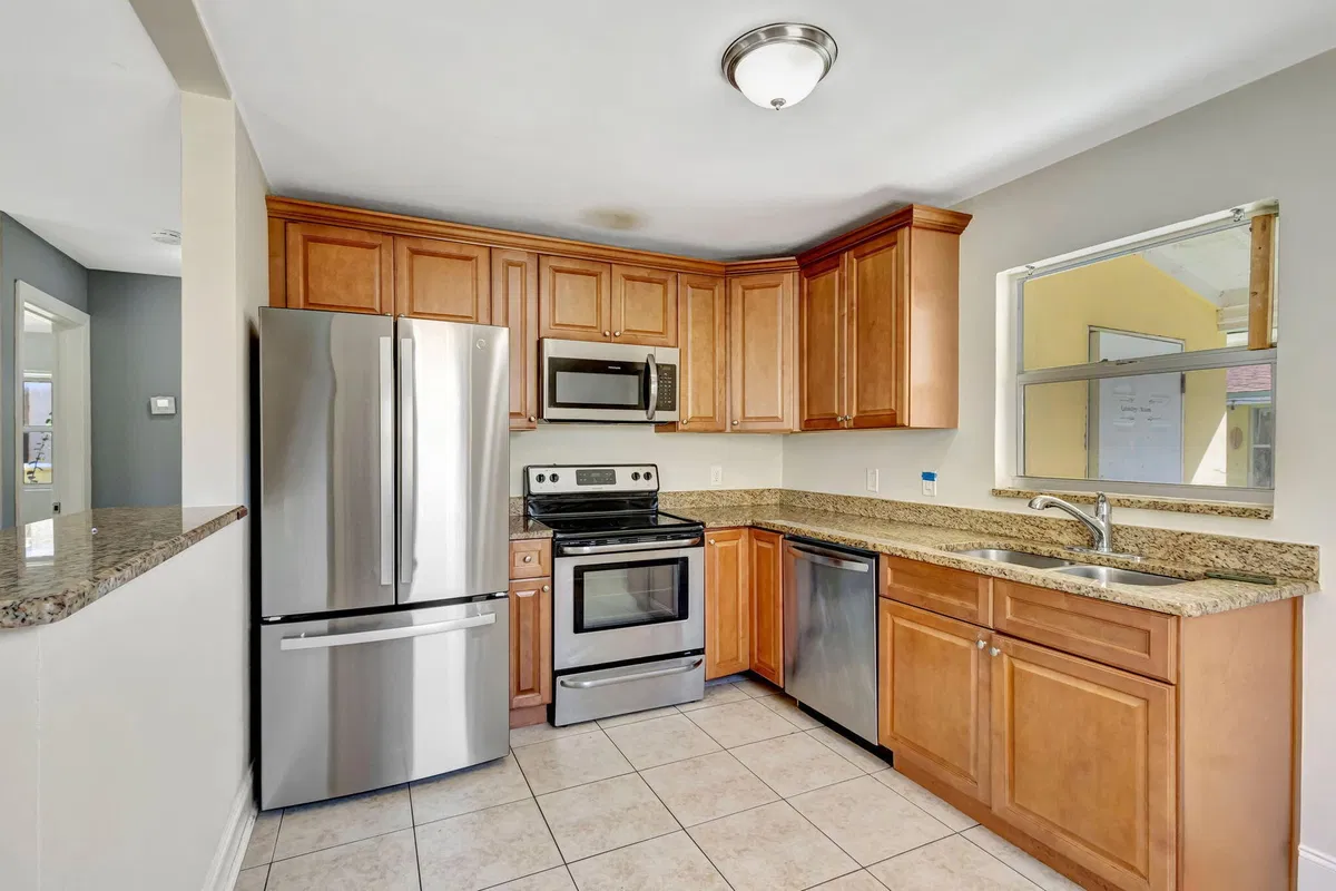 West Palm Beach Residence photo 16