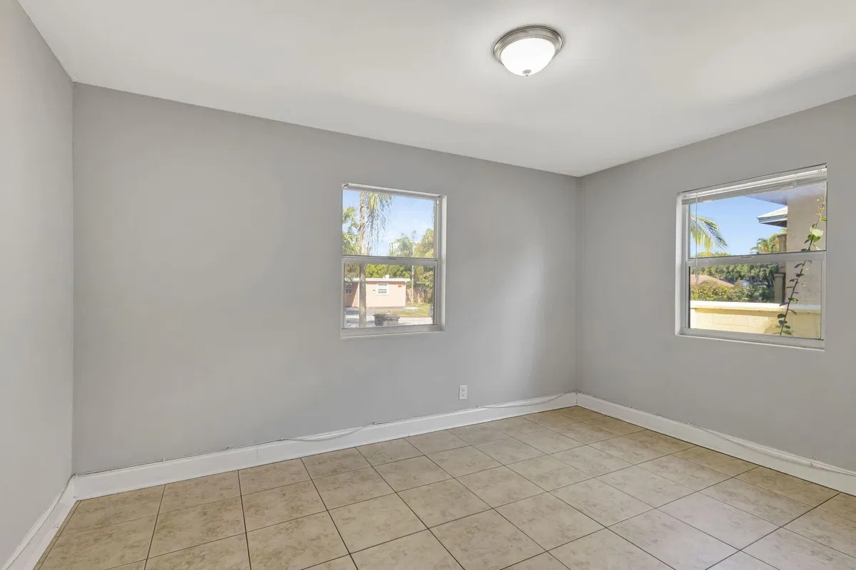 West Palm Beach Residence photo 19