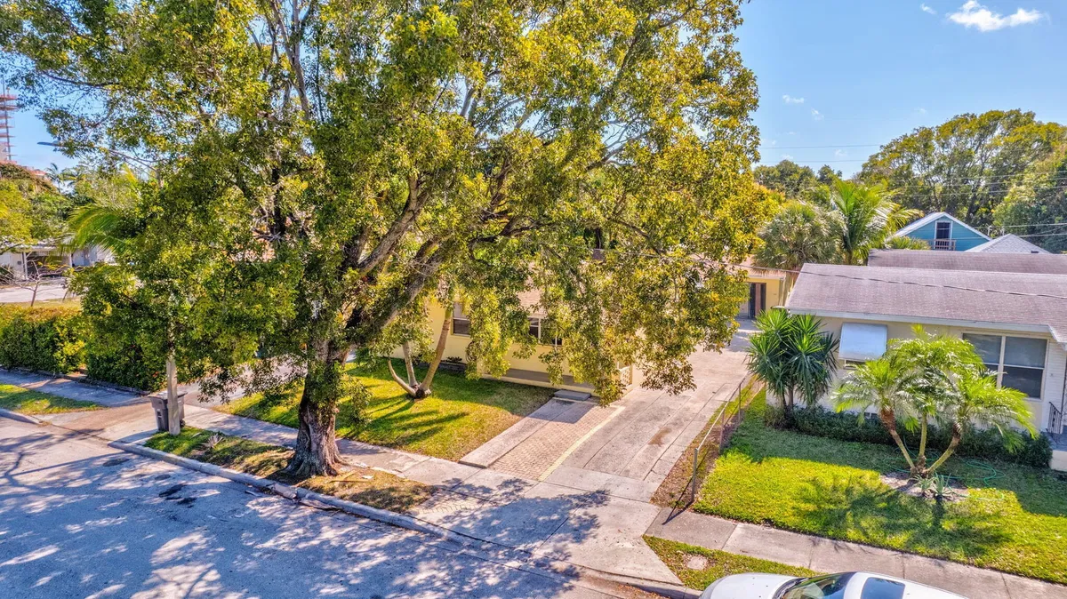 West Palm Beach Residence photo 31