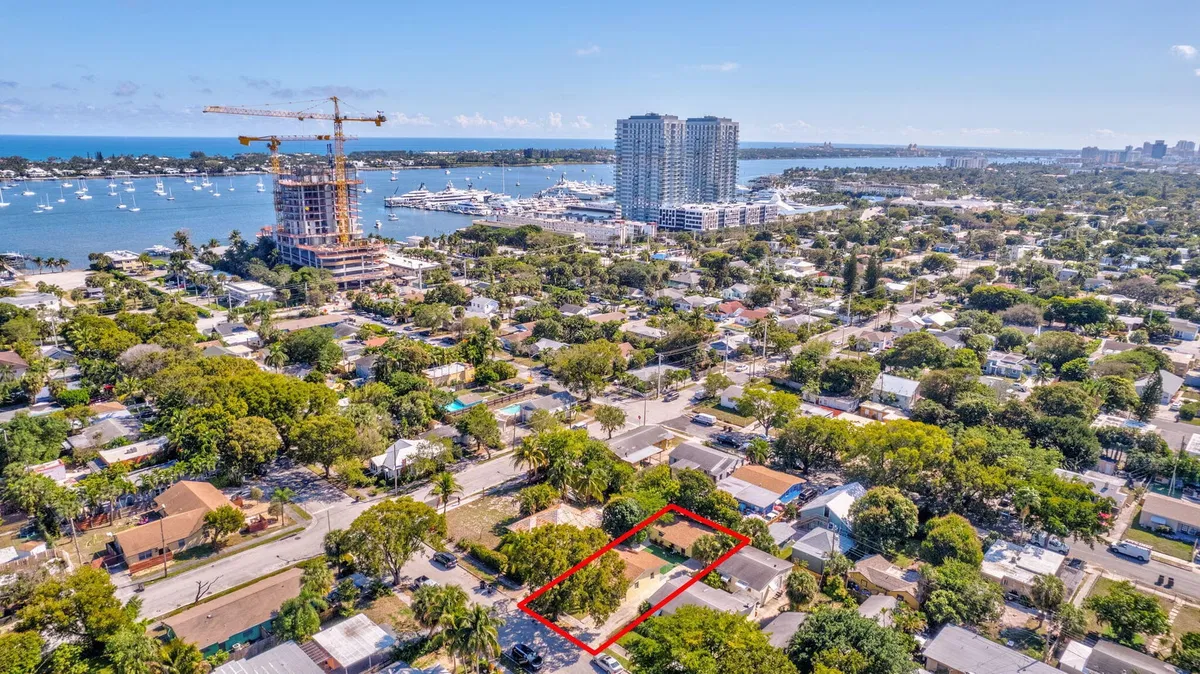 West Palm Beach Residence photo 34