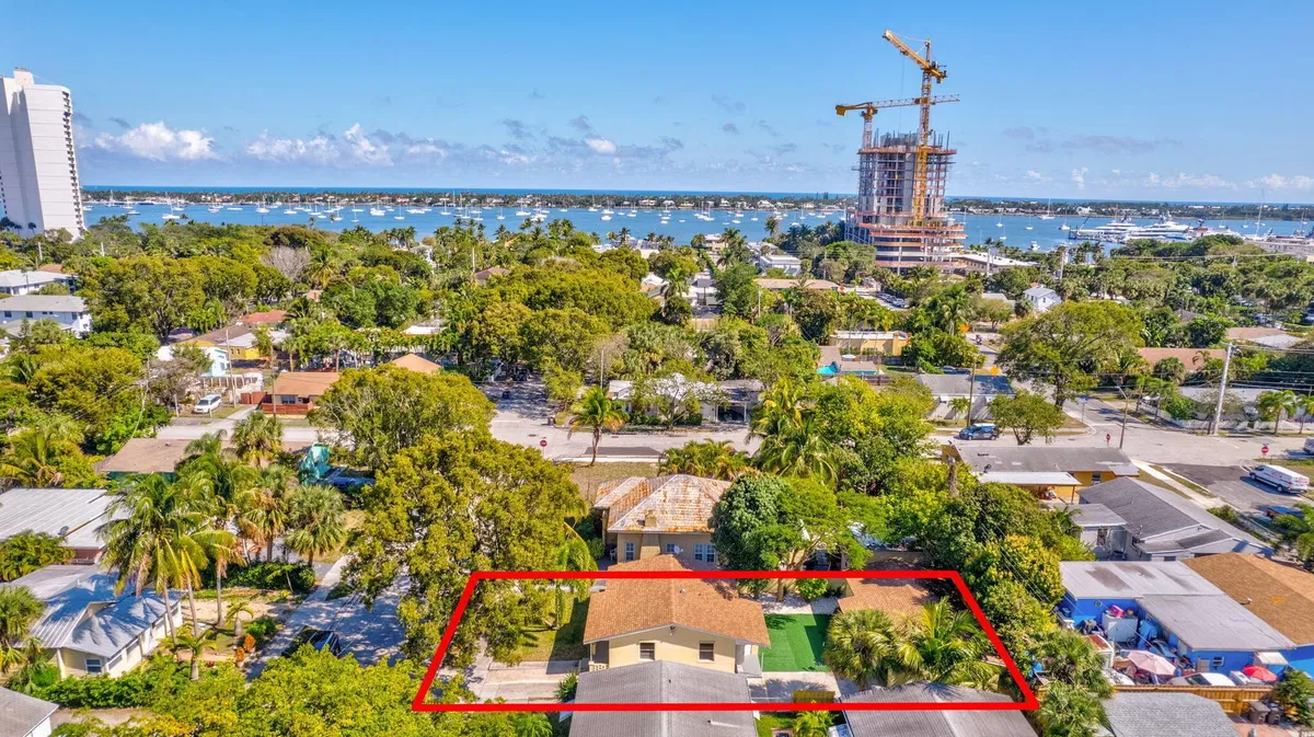 West Palm Beach Residence photo 40