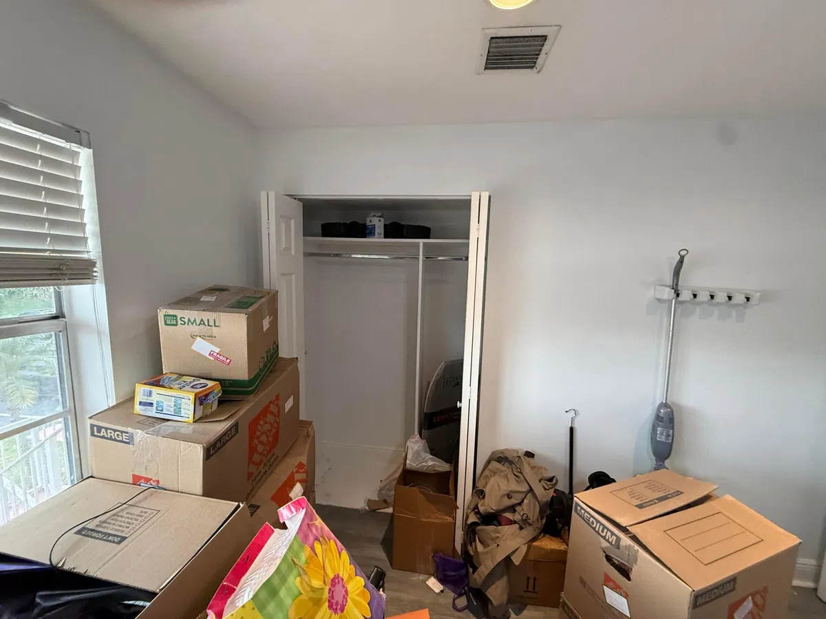 Unit 207 photo 13