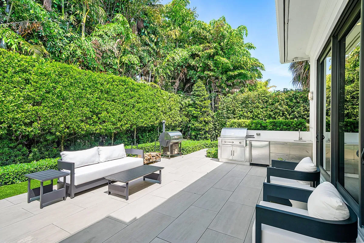 Royal Palm Yacht and Country Club Residence photo 28