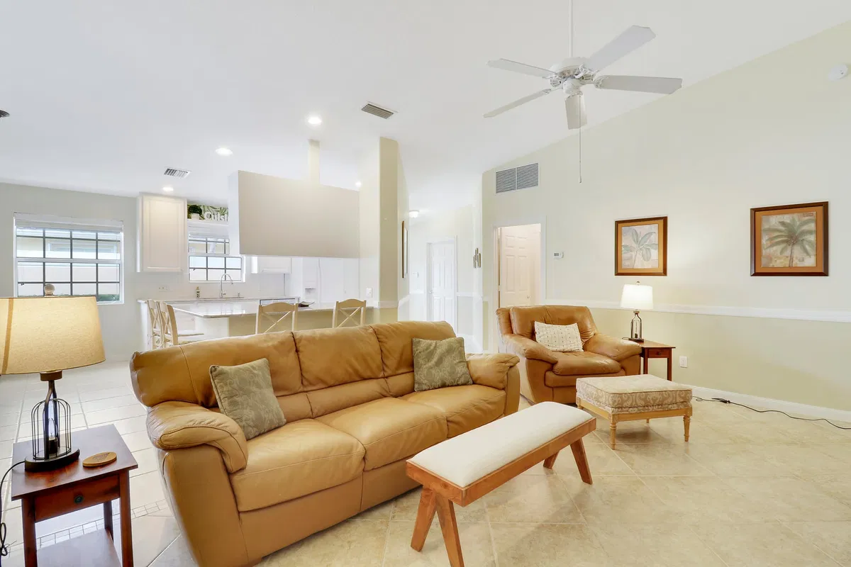 Residence photo 7