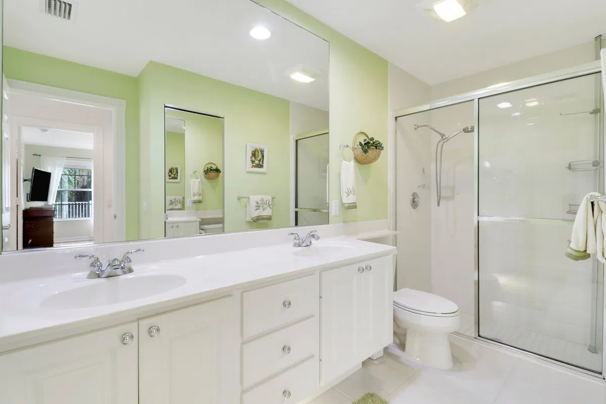Residence photo 25