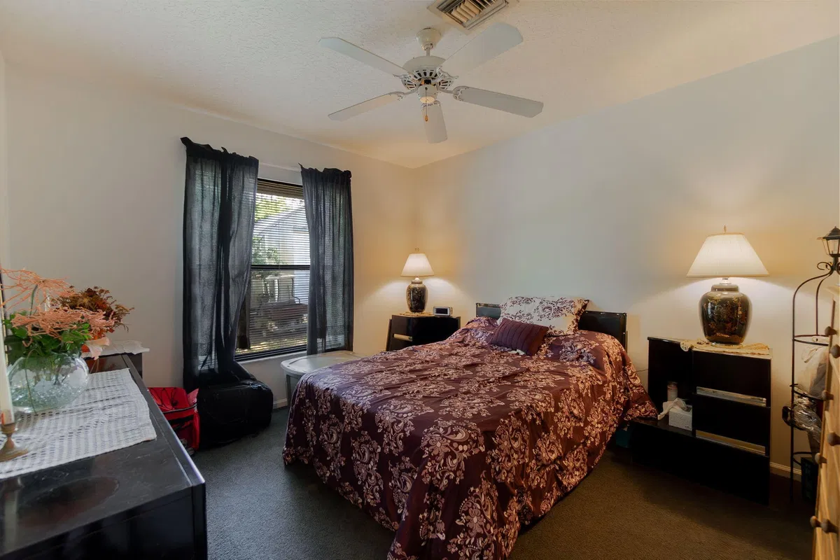  Residence photo 37