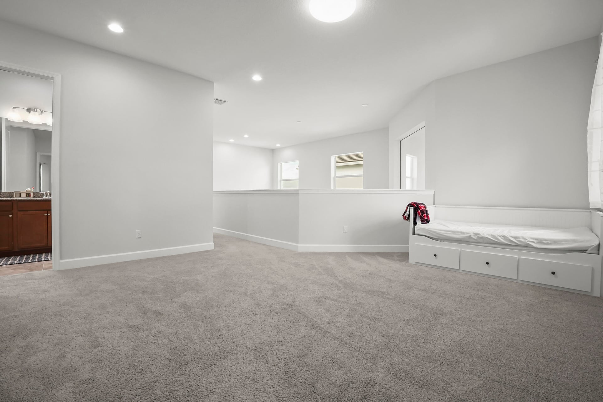 Residence photo 19