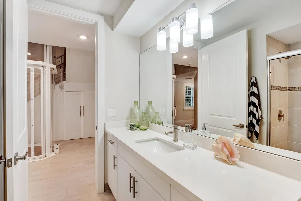 Unit 5 photo 25