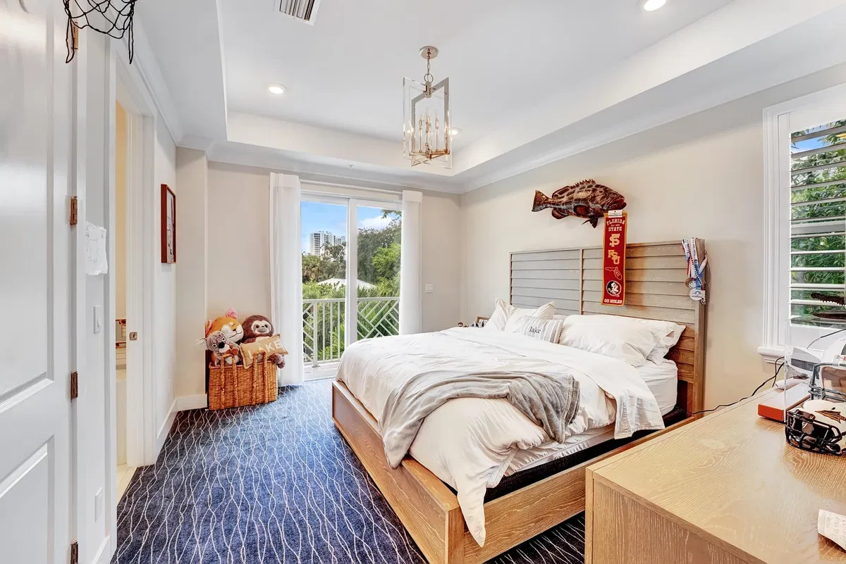 Unit 5 photo 58