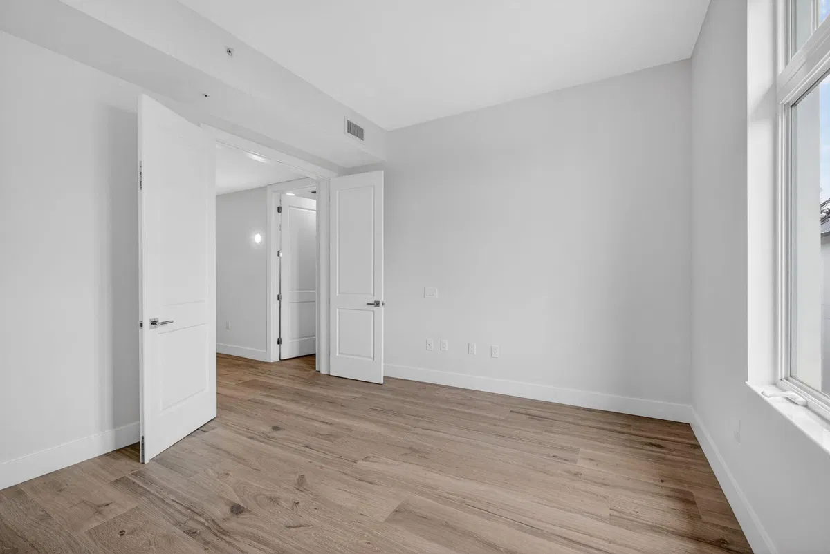 Singer Island Unit 1-302 photo 28