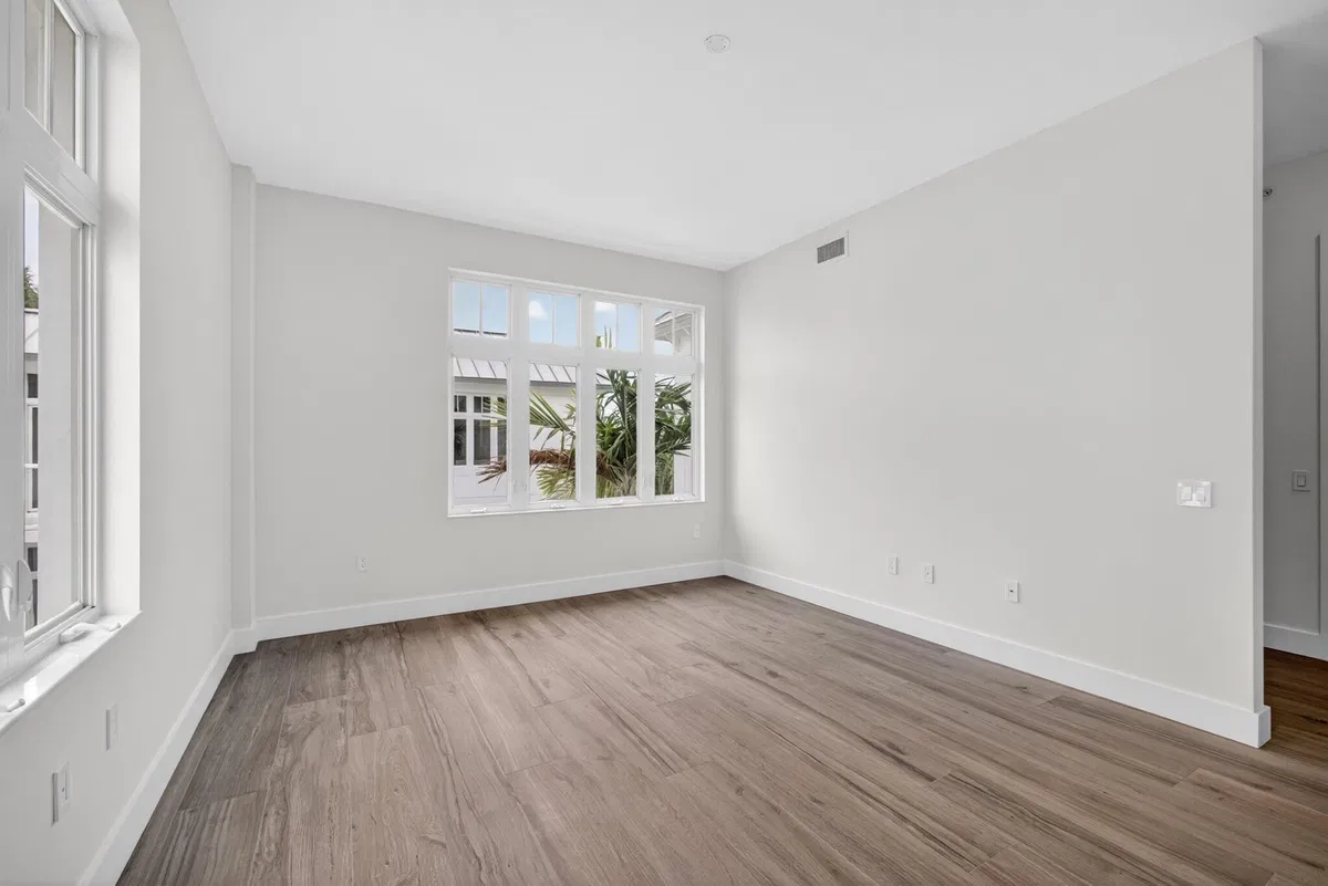 Singer Island Unit 1-302 photo 34