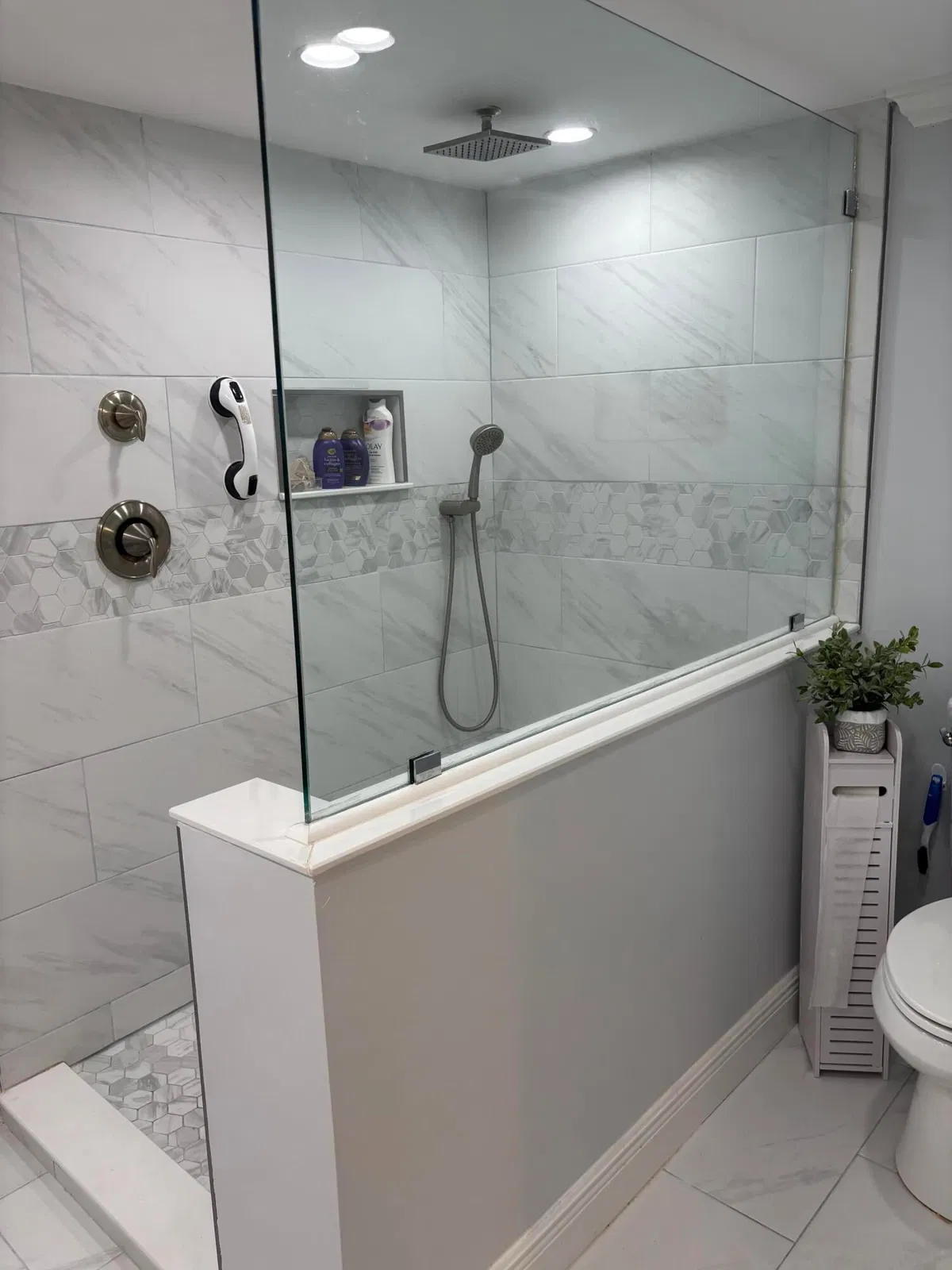 Unit 1020 photo 7
