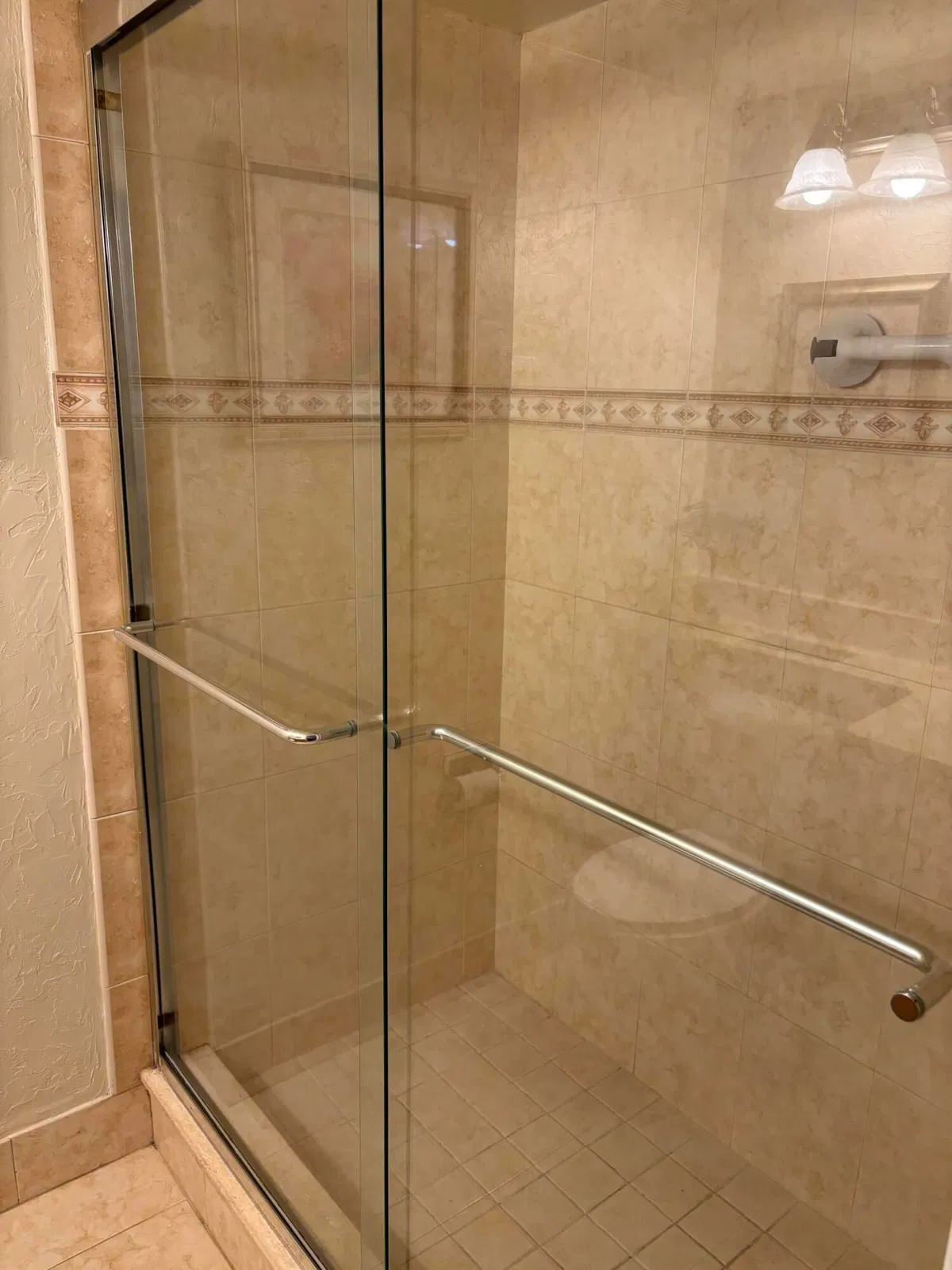Unit 1020 photo 13