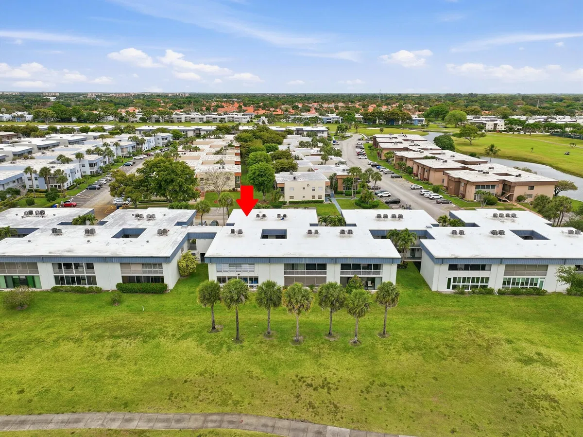 Residence photo 31
