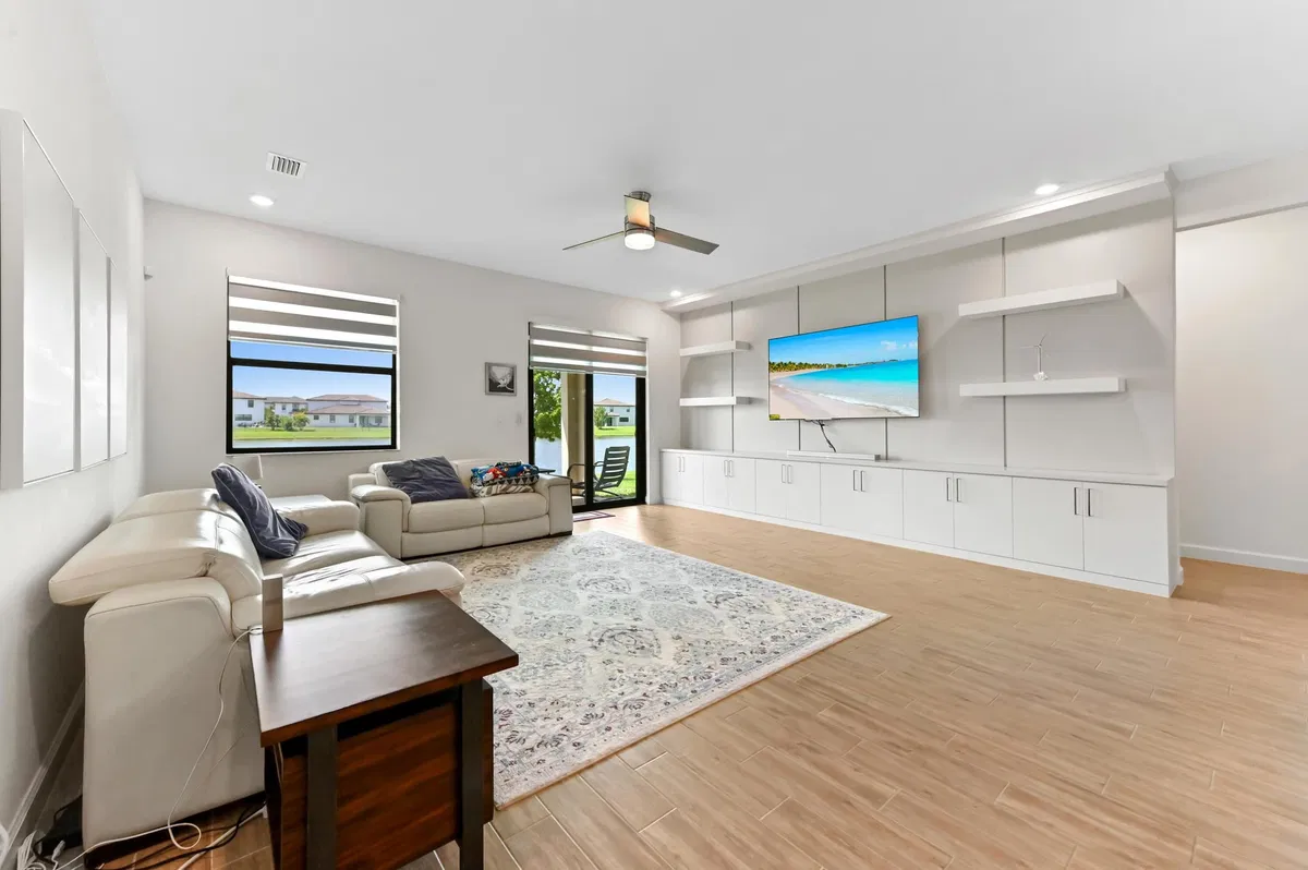 Residence photo 7