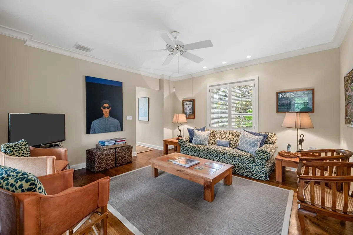 Residence photo 28