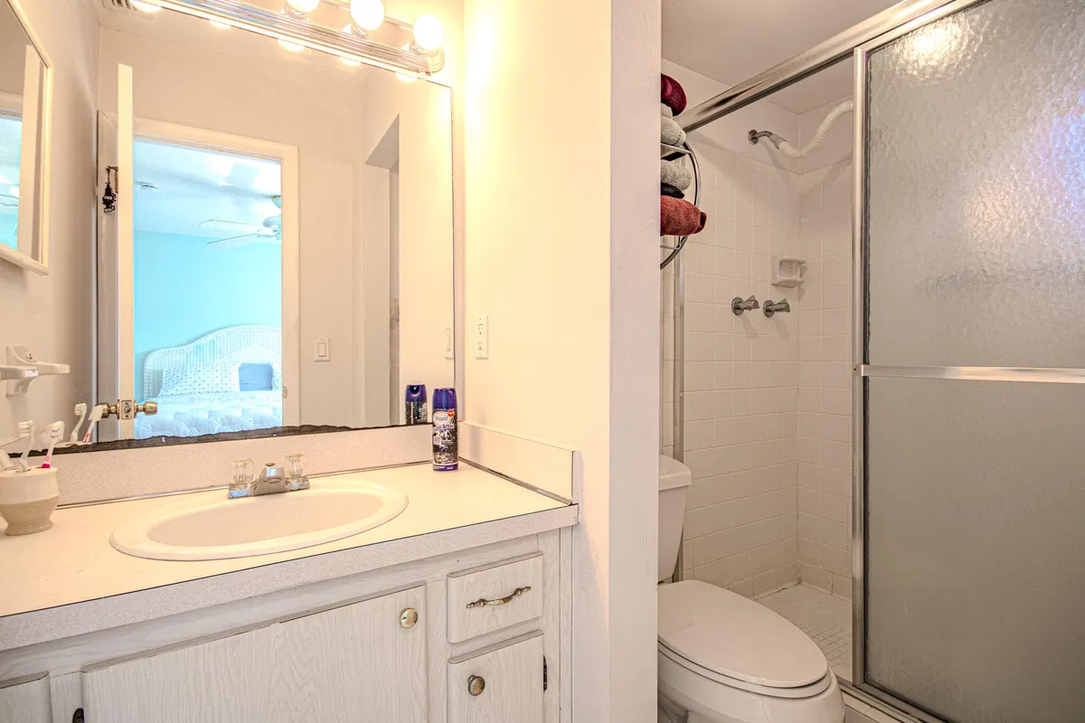 Unit 202 photo 10
