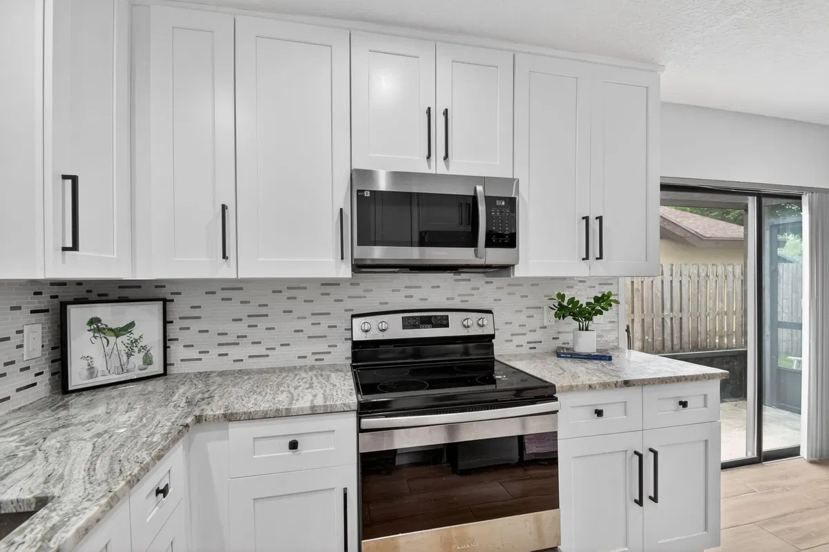 Residence photo 19