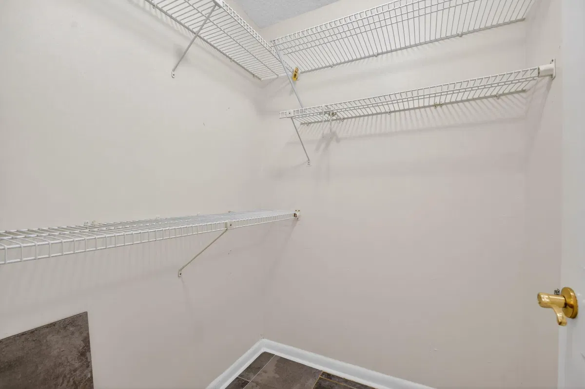 Residence photo 28