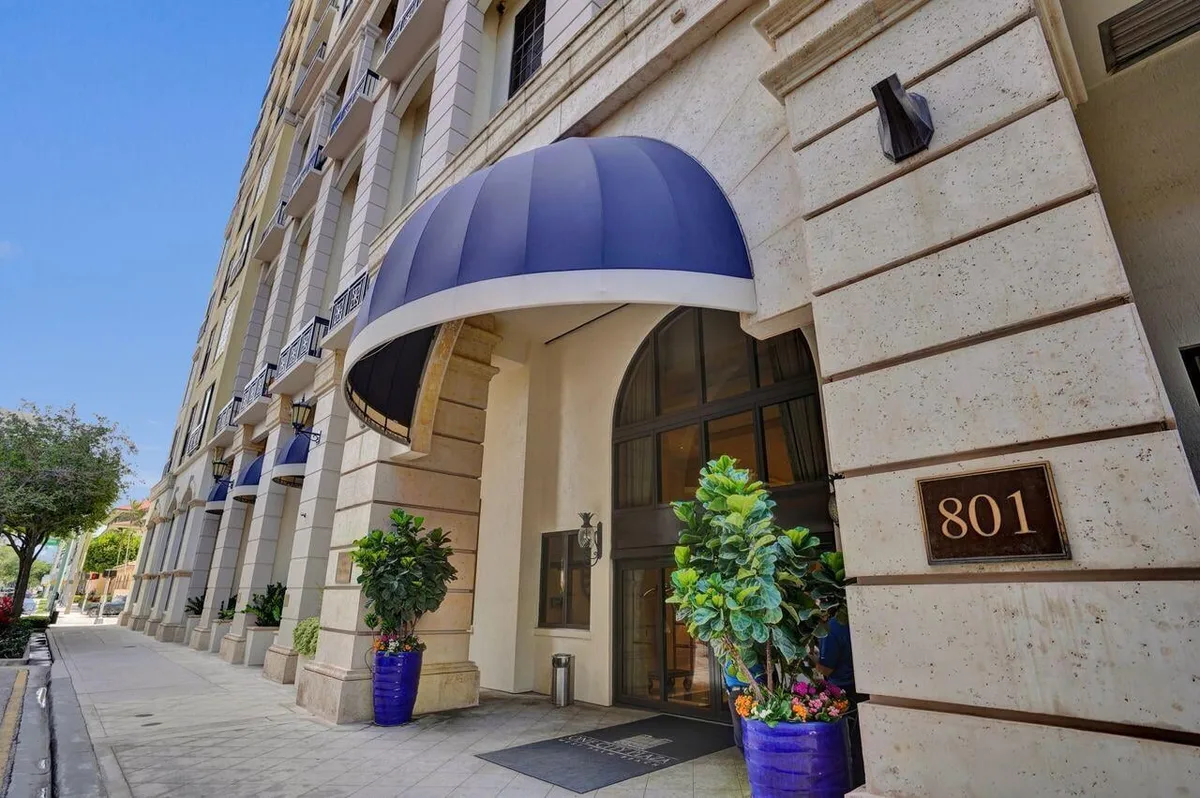 One City Plaza Unit 225