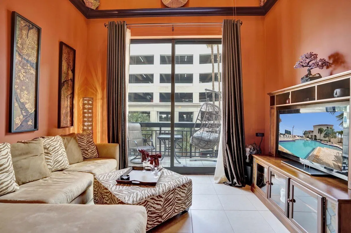 One City Plaza Unit 225 photo 40