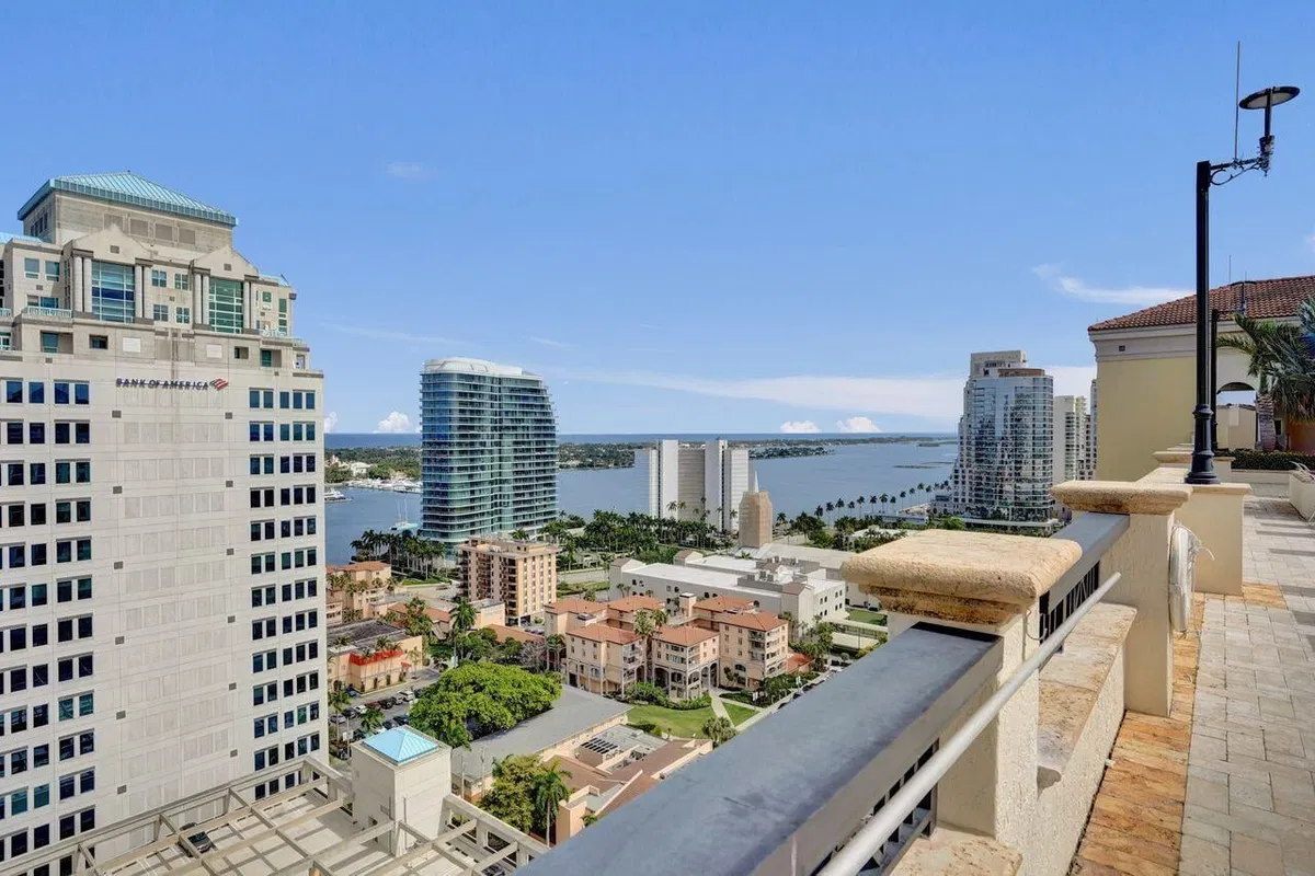 One City Plaza Unit 225 photo 61