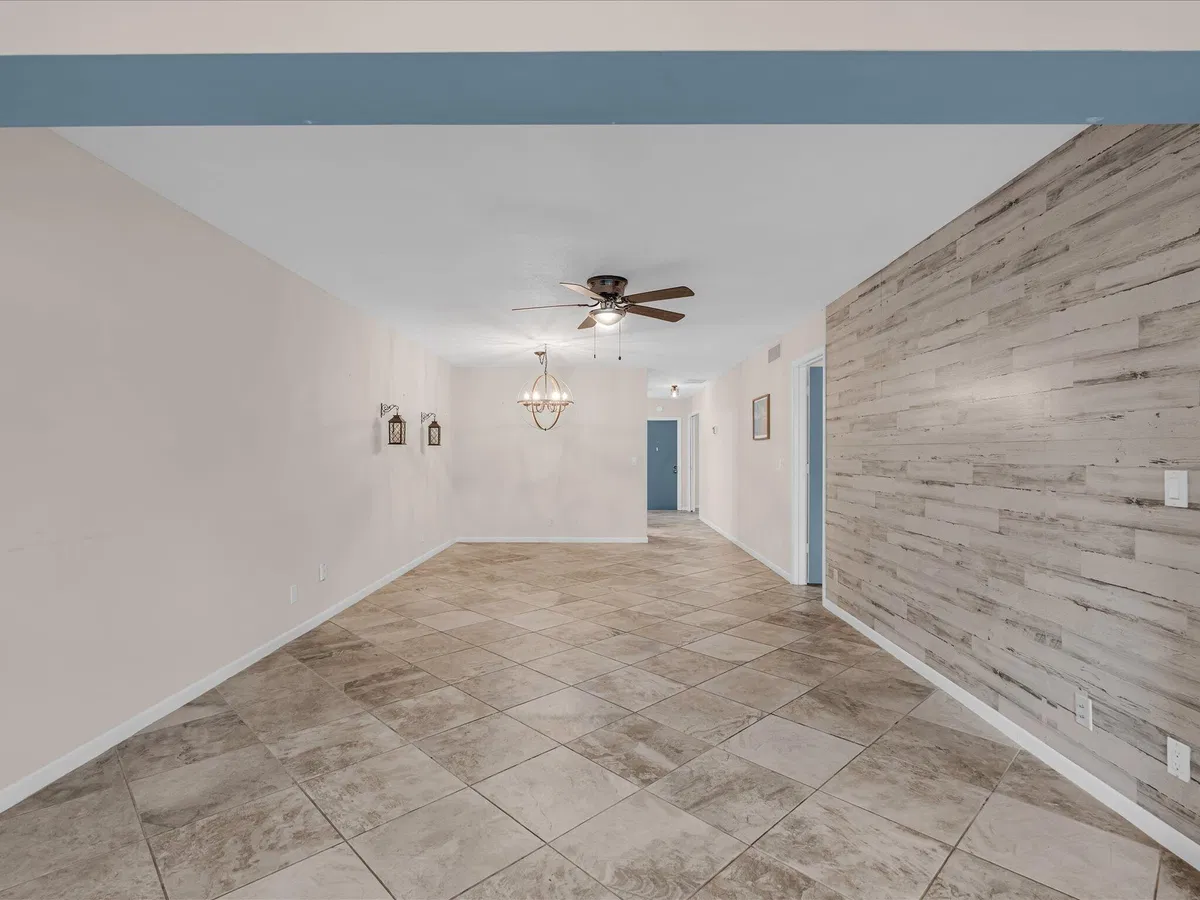 Unit 103 photo 34