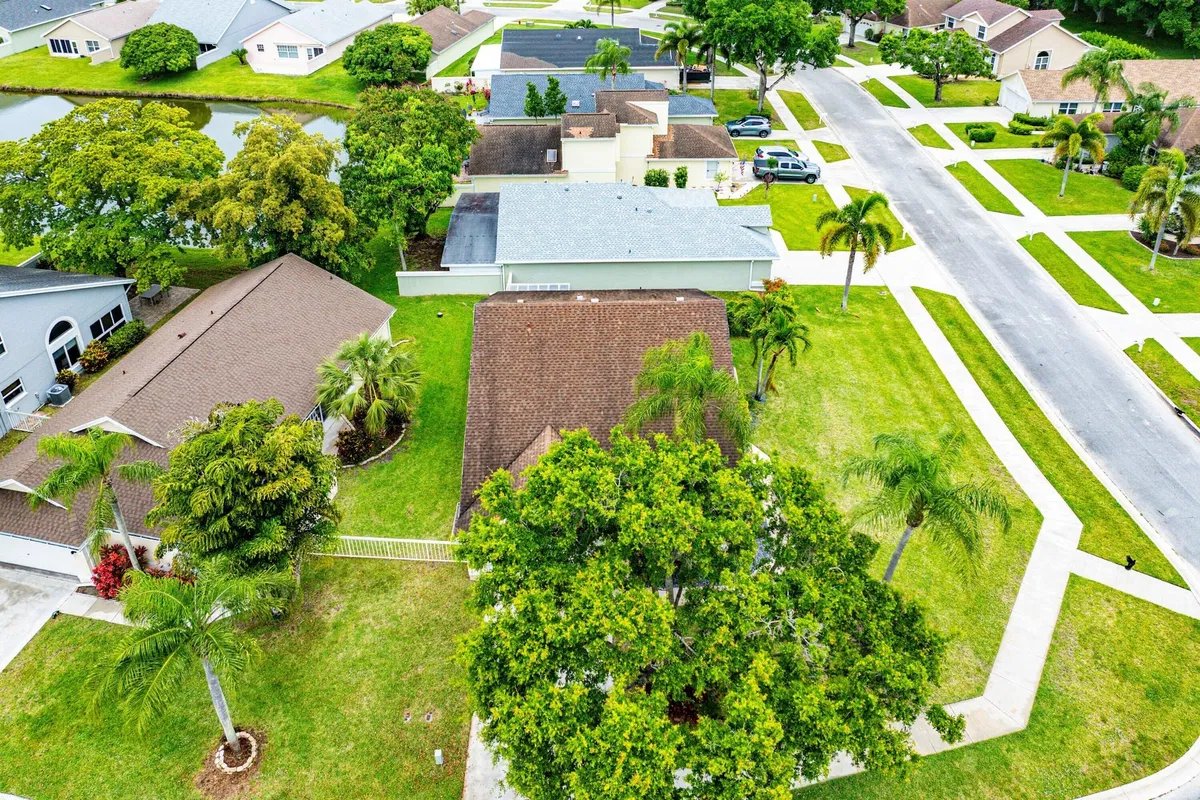  Residence photo 28