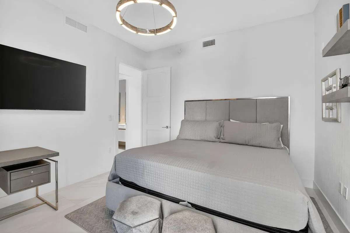 Tower 155 Unit 1201 photo 28