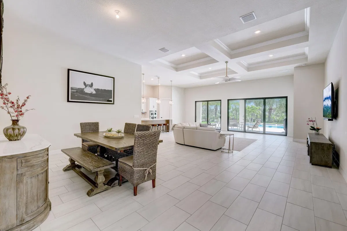  Residence photo 10